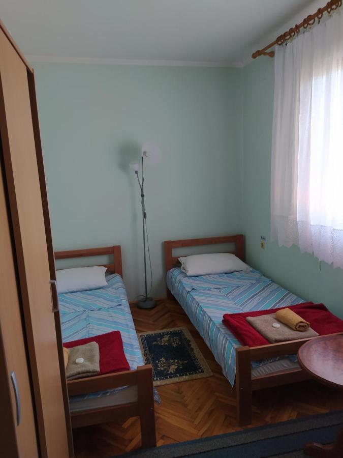 Apartment & Rooms Aleksandar Golubac Extérieur photo