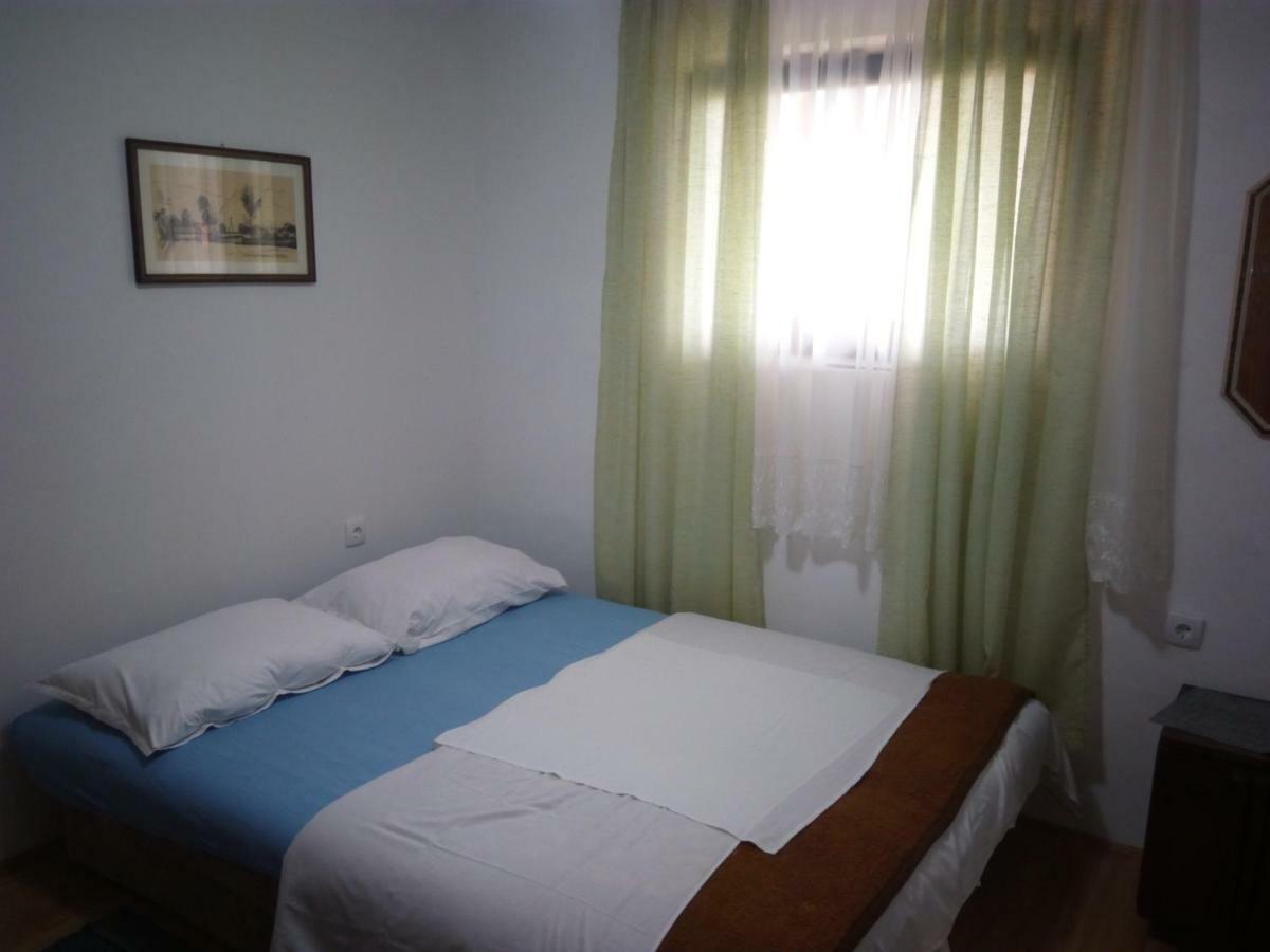 Apartment & Rooms Aleksandar Golubac Extérieur photo